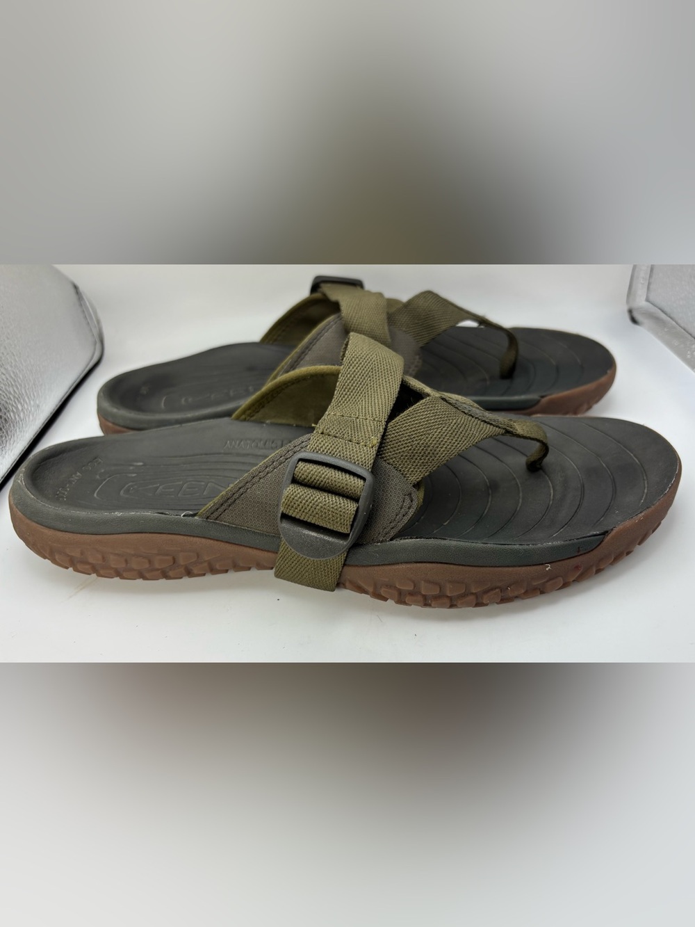 KEEN Olive Green Sport Flip Flop Sandals Men’s Size 11 Outdoor Comfort - Picture 3 of 7